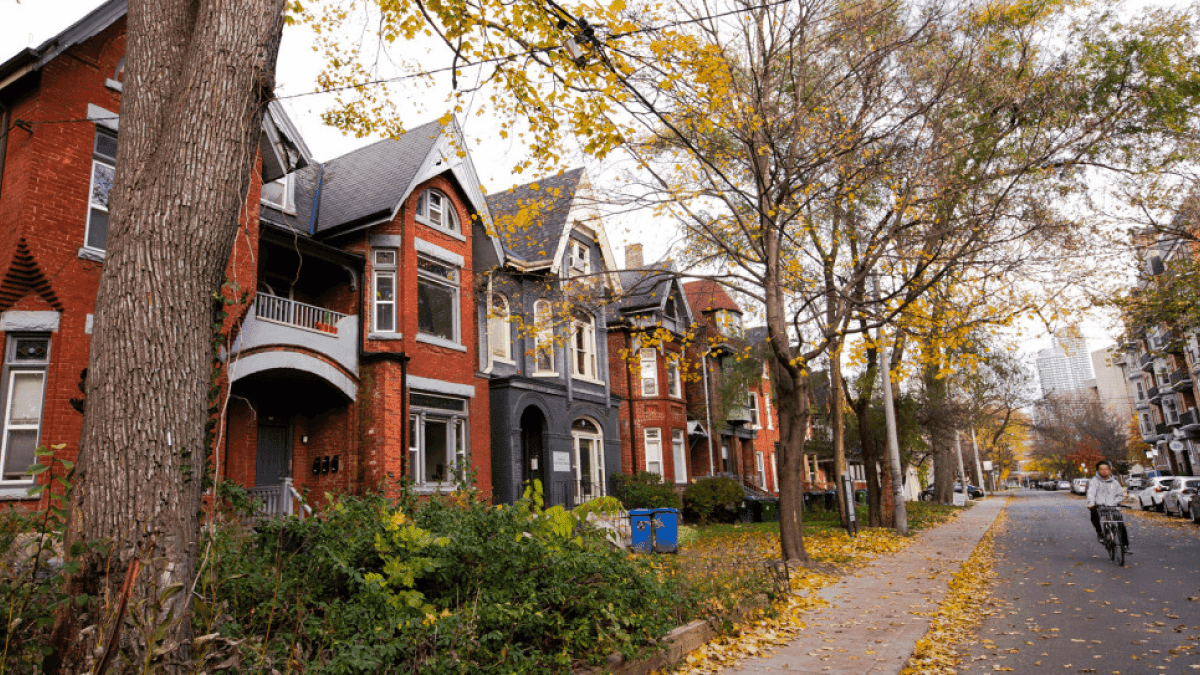 Toronto skyline and housing market trends