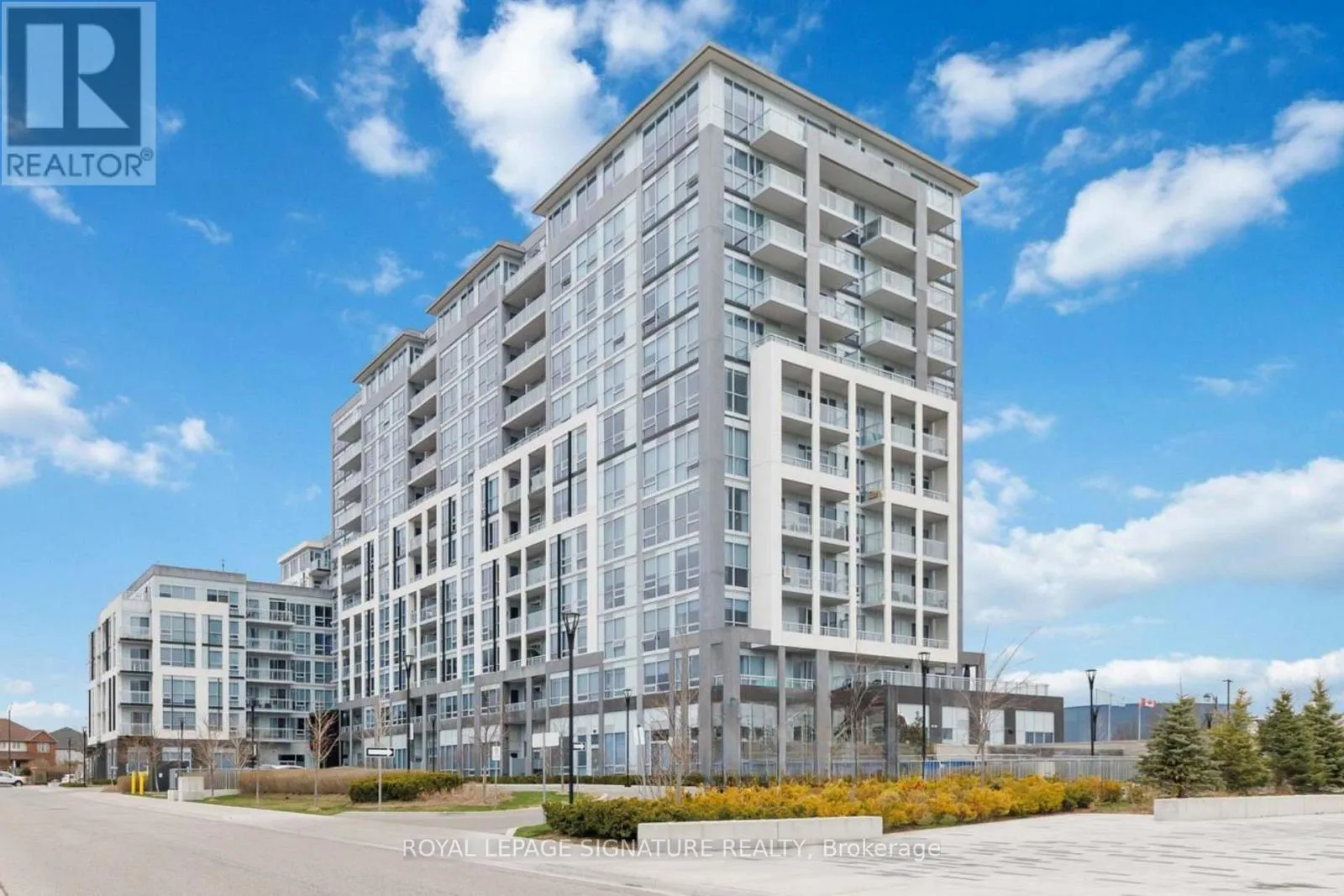1050 Main Street E, Unit 418 — photo 1