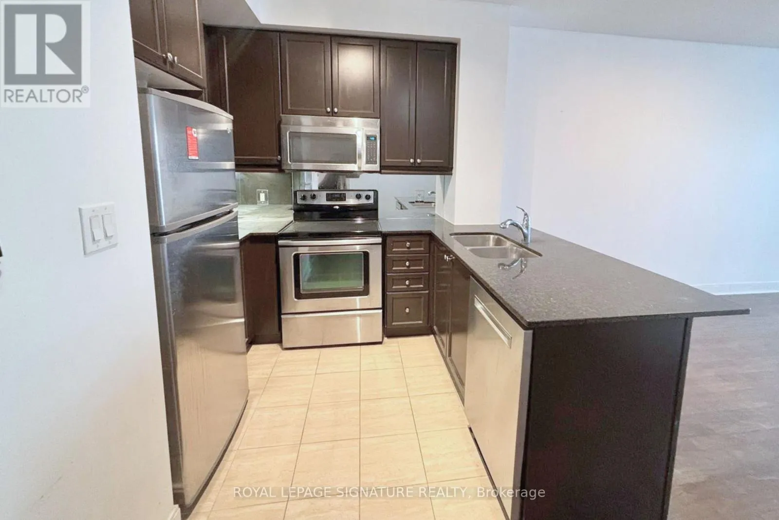 50 Absolute Avenue, Unit 1804 — photo 2